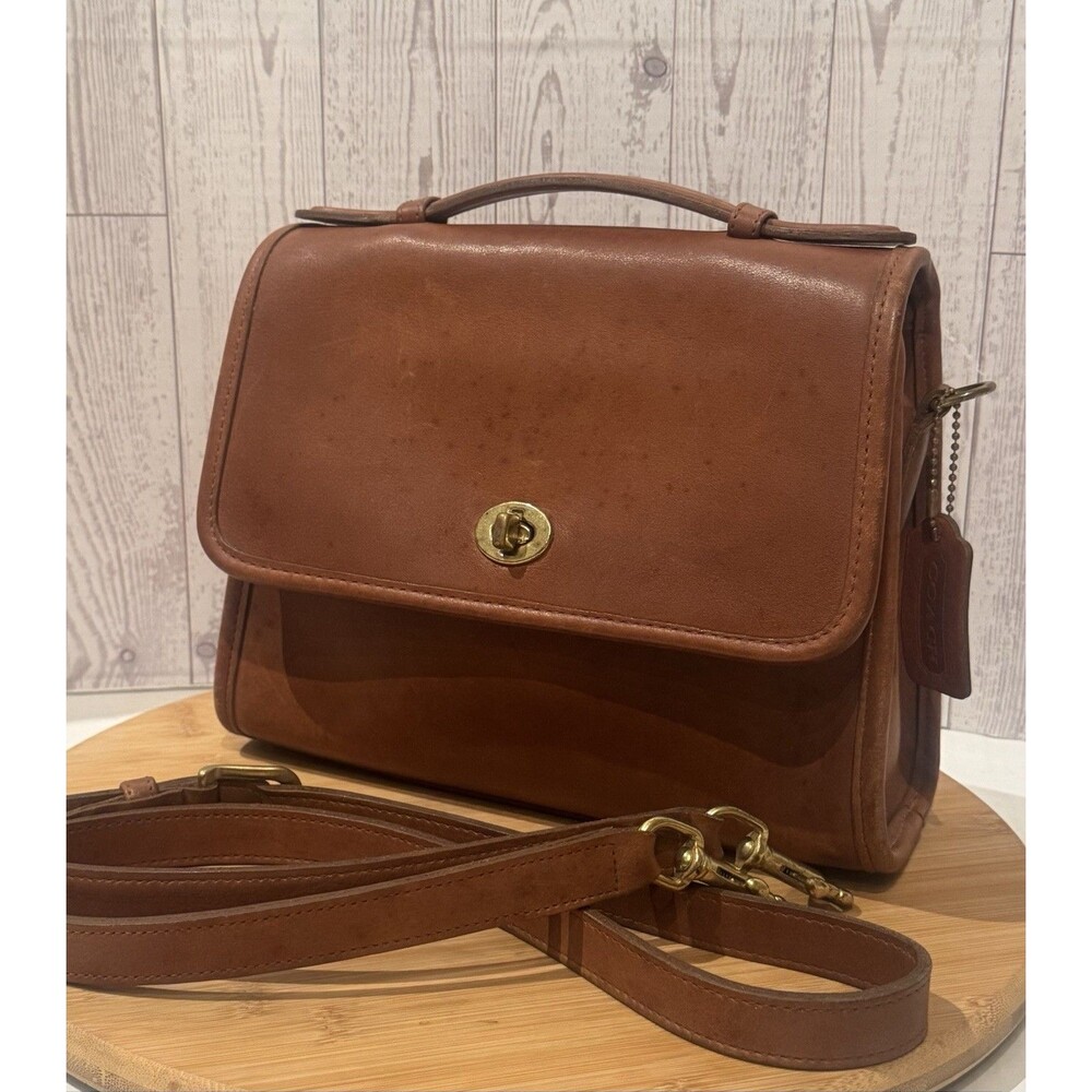 Coach Vintage USA Made Court Bag 9870 Glove Leather 2Way Shoulder Crossbody Tan